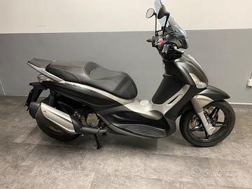 Piaggio Neverly 350abs
