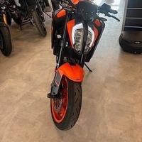 KTM 890 Duke 2022