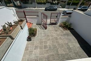 Torre dell'orso villetta via Lenin