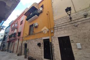 MONOLOCALE A BARLETTA