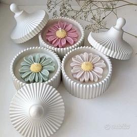 Cestino in ceramica con candela profumata