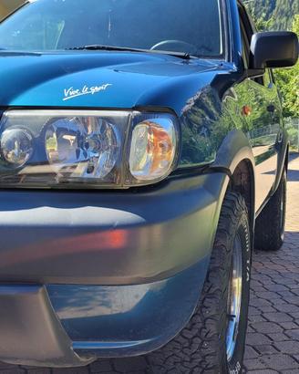 Nissan Terrano 2 3.0