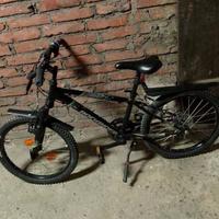 Bicicletta Rockrider