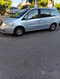 lancia phedra 2.2  7 posti 