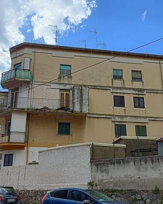 Appartamento in zona Villaggio Aldisio