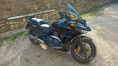Moto Honda DN-01