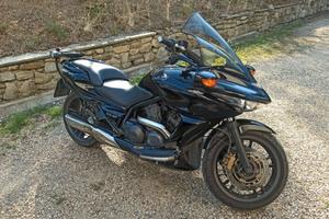 Moto Honda DN-01