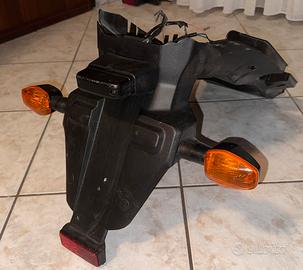 Honda hornet sottocodone