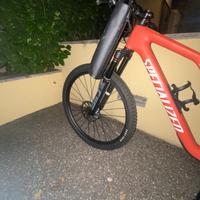 Mountaine Bike Epic 8 comp stram S-1000 Axs