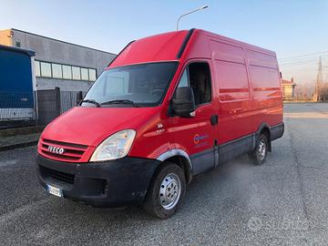 IVECO DAILY 35S12 / L2-H2