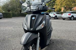 Scooter MEDLEY 150 S abs