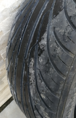 Pneumatici 245 45 r20