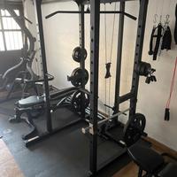 Power rack palestra con cavo alto e basso