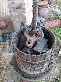 Torchio per uva decorazione giardino