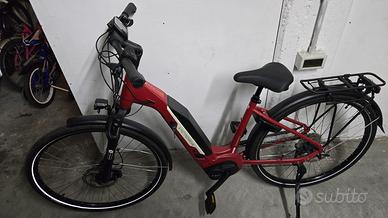Bicicletta elettrica VICTORIA E TREKKING