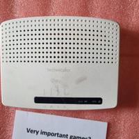 1626-Modem Technicolor TG582N