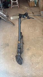 Monopattino elettrico xiaomi