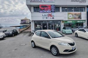 Lancia Ypsilon 1.2 69 CV 5 porte Platinum - NEOPAT