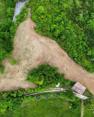 Terreno di 13000 m² a Rieti