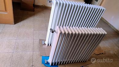 Radiatori in acciaio bianco lucido