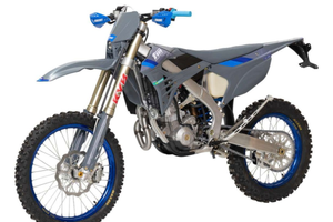 Tm moto en 300 fi 4t enduro 2025