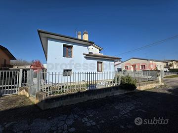 Villa bifamiliare Sanguinetto [Cod. rif 54VRG]