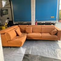 Divano angolare regolabile tipo Nabuk