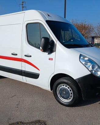 Renault Master 2.3