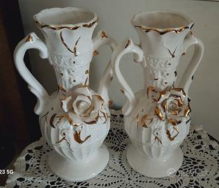 Coppia di Vasi "Woolbro" Porcellana bianca e Oro