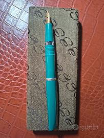 Penna stilografica Universal