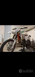 Ktm 300 six days 2012