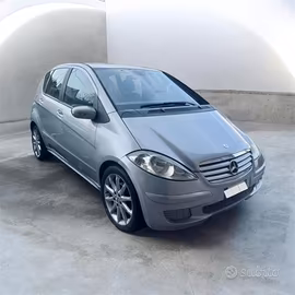 MERCEDES CLASSE A