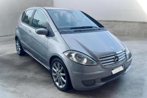 MERCEDES CLASSE A