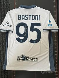 Maglia inter 2024/25 Bastoni Autografata