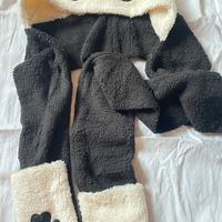 Sciarpa/capplello panda, con cartellino