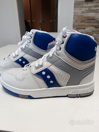 Sneakers  Saucony 