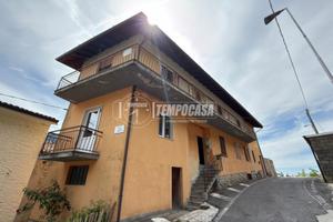 TRE LOCALI SENZA SPESE IN ZONA COLLINARE