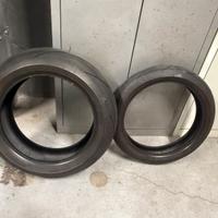 Gomme moto