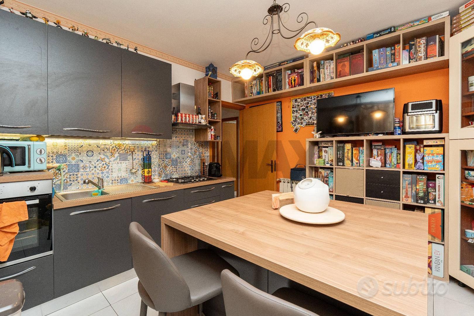 Apartment in Motta Sant'Anastasia, Belvedere - Altro