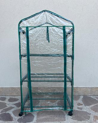 Serra per fiori coperta