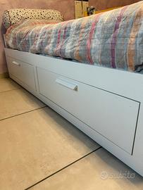 Letto contenitore + settimanale