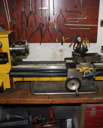Tornio parallelo per metalli Rother BV20B