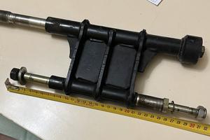 SUPPORTO MOTORE PIAGGIO BEVERLY