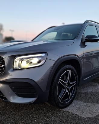 MERCEDES-BENZ GLB 200 d Automatic Premium