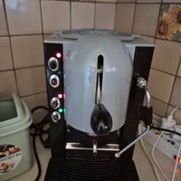 MACCHINA DEL CAFFE'