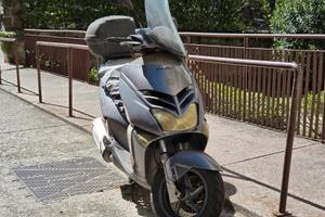 Aprilia Leonardo 250 - Bauletto e parabrezza