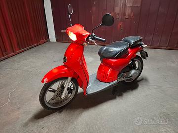 aprilia scarabeo 50.   2 tempi