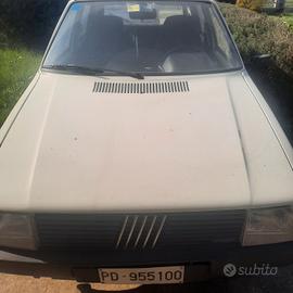 uno fiat bianca  fair cc 1000