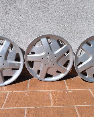 Copri cerchi Nissan Micra 