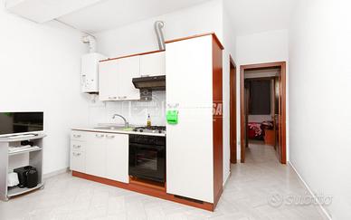 BILOCALE AL PIANO TERRA